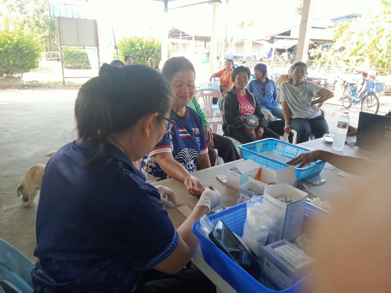 วันที่ 06 มีนาคม พ.ศ.2569 โรงพยาบาลส่งเสริมสุขภาพตําบลบ้านหายโศกให้บริการออกตรวจคัดกรองไวรัสตับอักเสบบี (HBV) และซี (HCV) นอกพื้นที่ โดยมีผู้เข้ารับ บริการทั้งหมด 82 คน