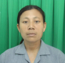 นางประนอม  เฉิดไธสง